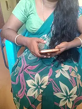 Snapshot of Tamil_roja69 chatting on February 2025 06:23:01 AM Tamil roja69 online show from February 2025 06:23:01 AM