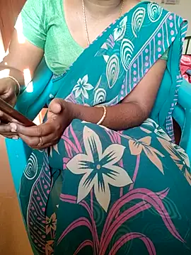 Snapshot of Tamil_roja69 chatting on February 2025 11:42:02 AM Tamil roja69 online show from February 2025 11:42:02 AM