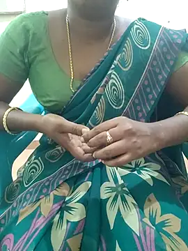 Snapshot of Tamil_roja69 chatting on February 2025 04:52:01 PM Tamil roja69 online show from February 2025 04:52:01 PM