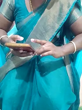 Snapshot of Tamil_roja69 chatting on February 2025 03:37:02 PM Tamil roja69 online show from February 2025 03:37:02 PM