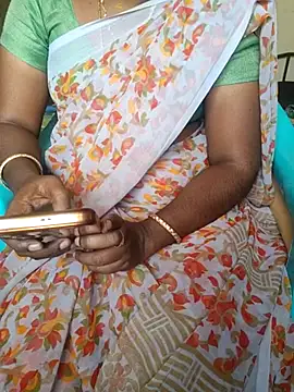 Snapshot of Tamil_roja69 chatting on March 2025 06:46:01 AM Tamil roja69 online show from March 2025 06:46:01 AM