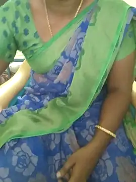 Snapshot of Tamil_roja69 chatting on March 2025 05:13:01 AM Tamil roja69 online show from March 2025 05:13:01 AM