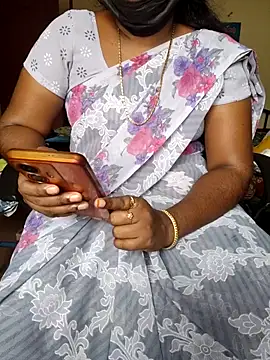 Snapshot of Tamil_roja69 chatting on October 2025 06:24:01 AM Tamil roja69 online show from October 2025 06:24:01 AM