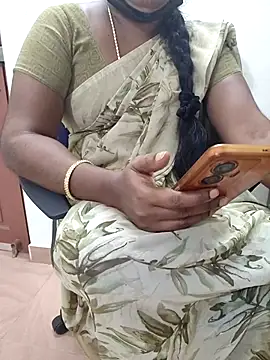 Snapshot of Tamil_roja69 chatting on October 2025 01:34:02 PM Tamil roja69 online show from October 2025 01:34:02 PM