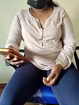 Snapshot of Tamil_roja69 chatting on November 2025 06:14:01 AM Tamil roja69 online show from November 2025 06:14:01 AM