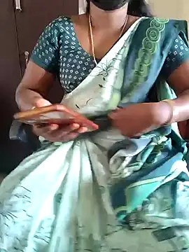 Snapshot of Tamil_roja69 chatting on November 2025 06:23:01 AM Tamil roja69 online show from November 2025 06:23:01 AM