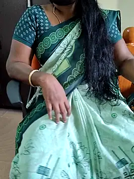 Snapshot of Tamil_roja69 chatting on November 2025 06:13:01 AM Tamil roja69 online show from November 2025 06:13:01 AM