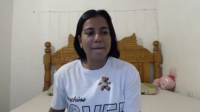 Coral0403 online show from January 2025 06:28:01 PM