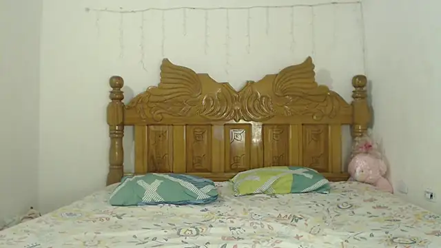 Coral0403 online show from February 2025 11:37:01 PM