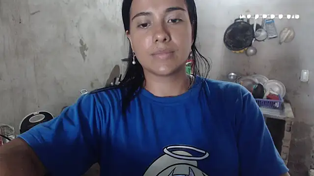 Coral0403 online show from November 2025 04:58:02 PM