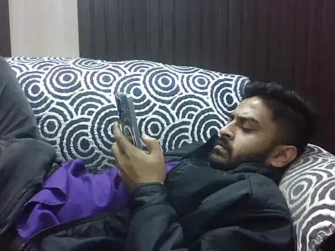 Snapshot of indihotguy chatting on February 2026 11:29:02 AM indihotguy online show from February 2026 11:29:02 AM