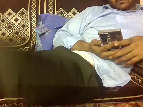 indihotguy online show from May 2026 02:45:01 PM