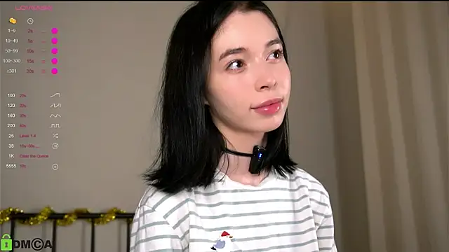 Snapshot of LittleOriana chatting on November 2025 01:05:01 AM LittleOriana online show from November 2025 01:05:01 AM