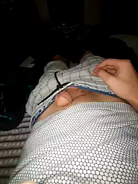 Snapshot of Horny__guy5 chatting on December 2024 10:05:01 PM Horny guy5 online show from December 2024 10:05:01 PM