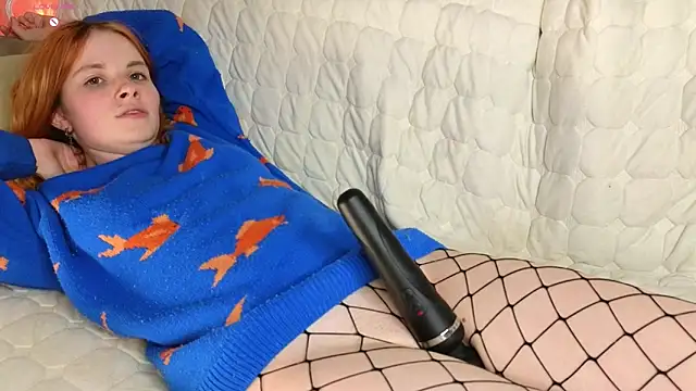 Snapshot of OhYumiYes chatting on October 2025 08:41:02 PM OhYumiYes online show from October 2025 08:41:02 PM