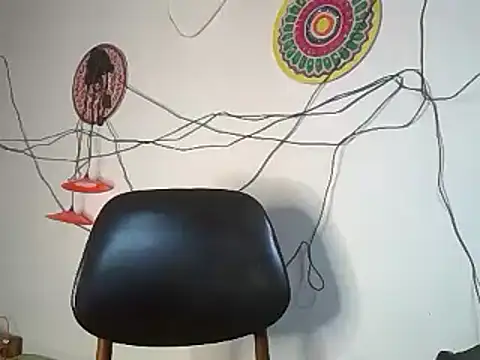 Snapshot of Queen-BD chatting on March 2025 01:08:02 PM Queen-BD online show from March 2025 01:08:02 PM