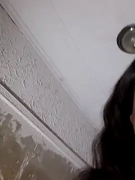 Snapshot of Queen-BD chatting on September 2025 12:48:02 AM Queen-BD online show from September 2025 12:48:02 AM