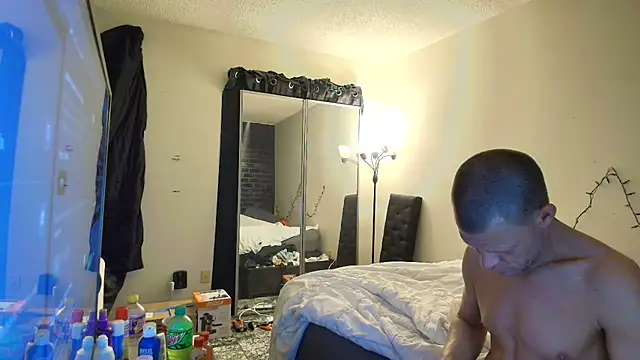 Snapshot of hotemberly_jake chatting on December 2024 05:23:02 PM hotemberly jake online show from December 2024 05:23:02 PM