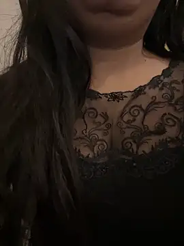 queen pari online show from December 2024 12:47:02 PM