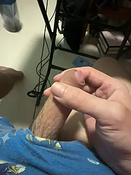 Snapshot of yj199510 chatting on January 2025 04:27:01 PM yj199510 online show from January 2025 04:27:01 PM