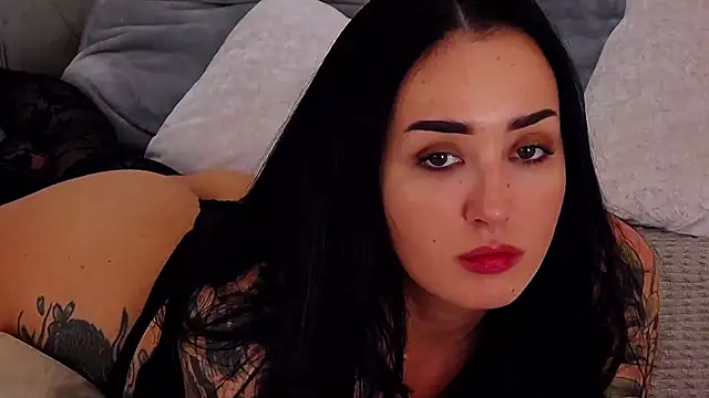 KimKhallifa online show from March 2025 08:02:02 AM