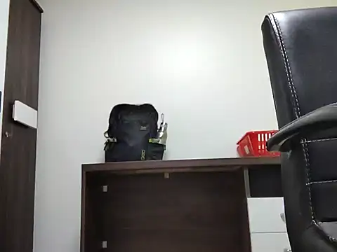 Snapshot of johnchannel6969 chatting on January 2025 05:58:02 PM johnchannel6969 online show from January 2025 05:58:02 PM