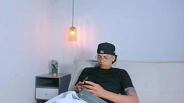 Br4ndxpimm online show from March 2026 04:13:01 PM