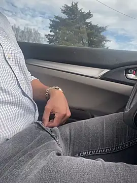 MrLatinKing online show from December 2024 05:19:02 PM