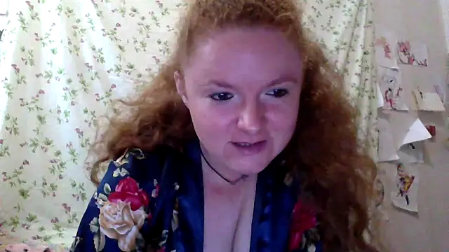 Snapshot of Rae_Jeannie chatting on June 2026 07:31:01 AM Rae Jeannie online show from June 2026 07:31:01 AM