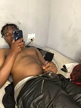 Redfucks333 online show from December 2025 11:25:02 PM