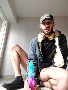 Levi Latino online show from October 2025 10:23:02 AM