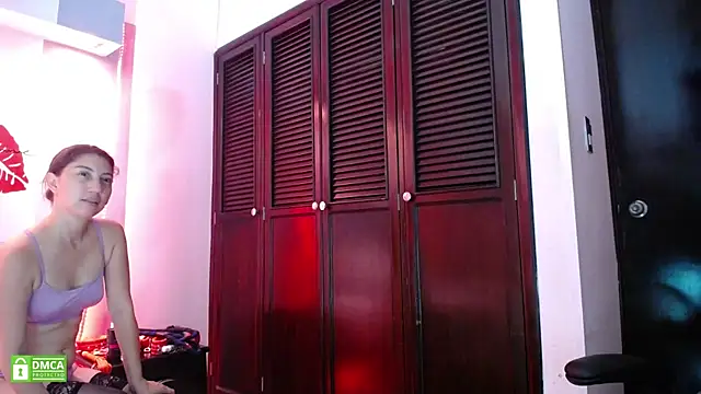 Snapshot of narendra_dayaramm chatting on February 2025 01:13:02 AM narendra dayaramm online show from February 2025 01:13:02 AM