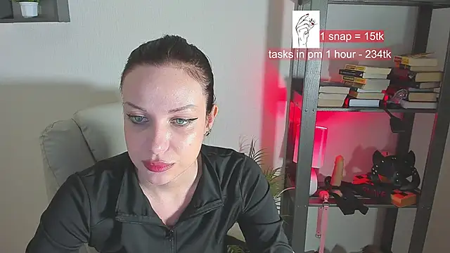 Snapshot of worship_vika chatting on February 2025 12:41:02 PM worship vika online show from February 2025 12:41:02 PM