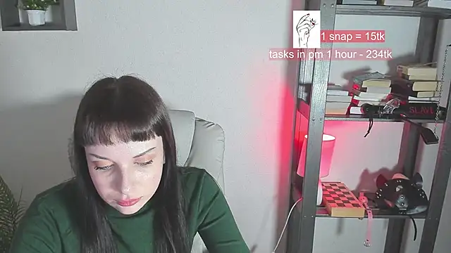 Snapshot of worship_vika chatting on February 2025 05:42:01 PM worship vika online show from February 2025 05:42:01 PM