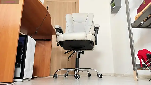 Snapshot of worship_vika chatting on September 2025 02:33:02 PM worship vika online show from September 2025 02:33:02 PM