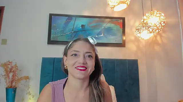 EloiseQuinn online show from November 2025 01:13:01 PM