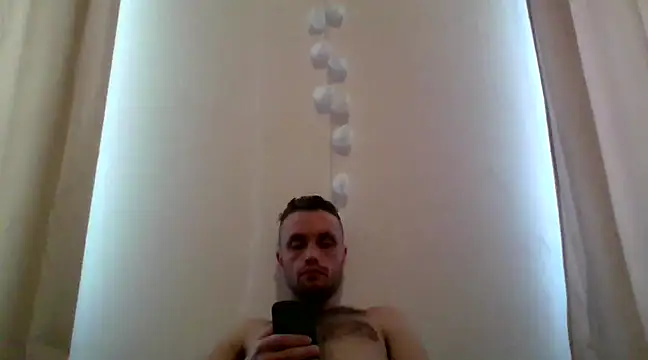 tomasek28 online show from December 2024 11:06:01 AM