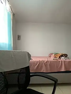 Snapshot of lunagonzales_lima_2007 chatting on February 2025 11:26:02 PM lunagonzales lima 2007 online show from February 2025 11:26:02 PM