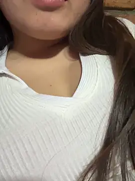 Snapshot of lunagonzales_lima_2007 chatting on October 2025 04:34:02 AM lunagonzales lima 2007 online show from October 2025 04:34:02 AM