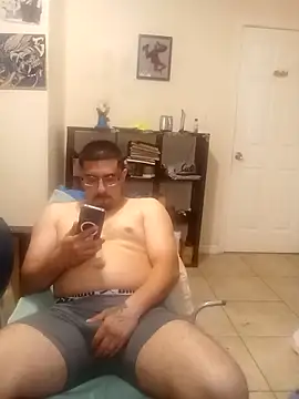 k1oudE online show from October 2025 07:52:01 PM