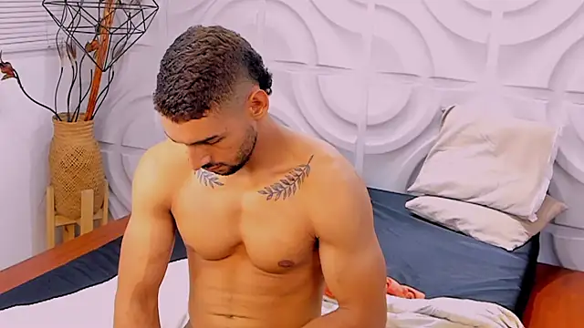 Snapshot of MarcoVitto chatting on January 2025 06:35:01 AM MarcoVitto online show from January 2025 06:35:01 AM