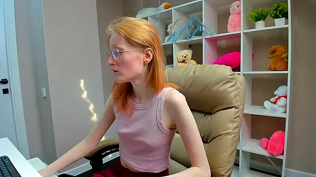 Snapshot of ElizabethHarpper chatting on March 2025 08:19:02 AM ElizabethHarpper online show from March 2025 08:19:02 AM