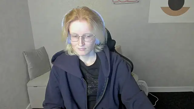 Snapshot of ElizabethHarpper chatting on September 2025 08:14:02 AM ElizabethHarpper online show from September 2025 08:14:02 AM