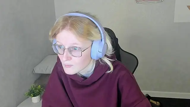 Snapshot of ElizabethHarpper chatting on November 2025 01:04:02 AM ElizabethHarpper online show from November 2025 01:04:02 AM