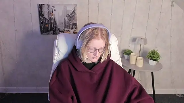 Snapshot of ElizabethHarpper chatting on December 2025 01:02:02 AM ElizabethHarpper online show from December 2025 01:02:02 AM