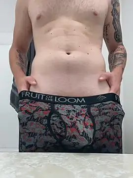 Snapshot of tcadle1824 chatting on December 2024 05:44:01 AM tcadle1824 online show from December 2024 05:44:01 AM