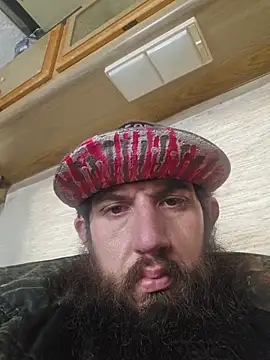 Snapshot of StruggleSnuggles chatting on November 2025 05:15:01 PM StruggleSnuggles online show from November 2025 05:15:01 PM