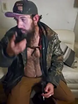 Snapshot of StruggleSnuggles chatting on November 2025 01:04:02 AM StruggleSnuggles online show from November 2025 01:04:02 AM