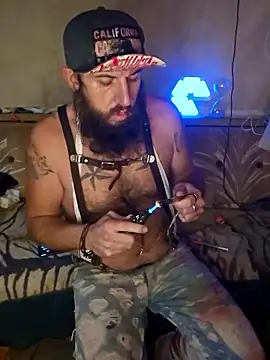 Snapshot of StruggleSnuggles chatting on November 2025 05:35:02 AM StruggleSnuggles online show from November 2025 05:35:02 AM