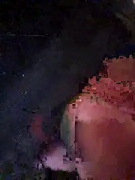 Snapshot of StruggleSnuggles chatting on November 2025 07:41:02 PM StruggleSnuggles online show from November 2025 07:41:02 PM